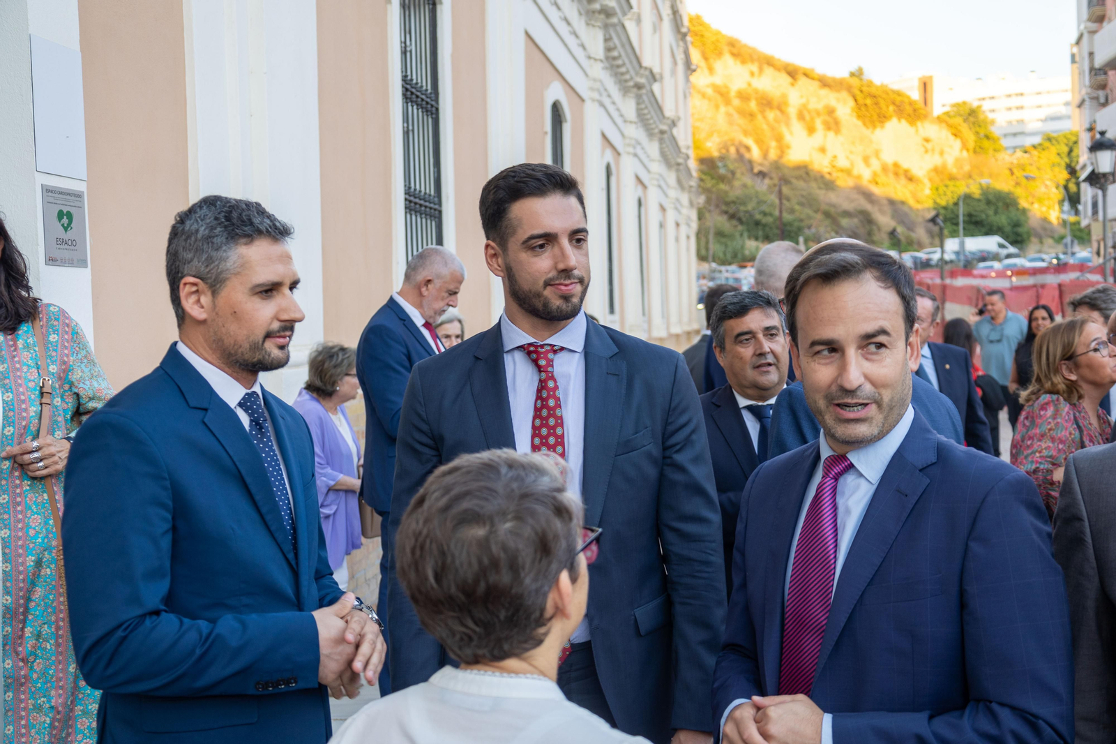 Imágenes de la recepción a los invitados a la gala de los Onubenses del Año