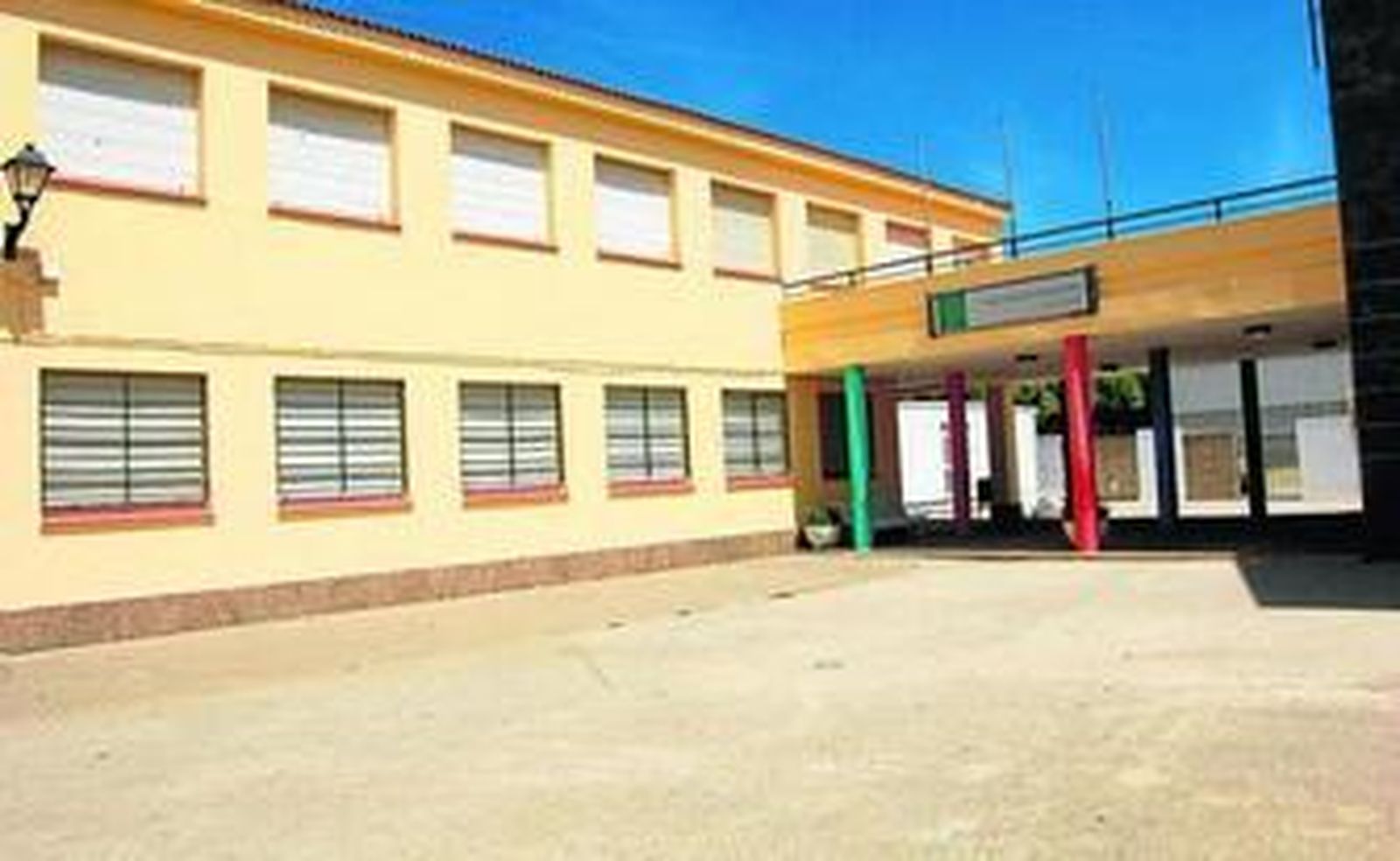 Imagen del centro de educación infantil primaria de Los Cortijillos.