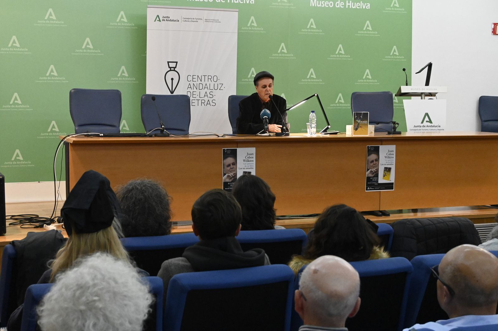 Presentación del nuevo libro de Juan Cobos Wilkins, en imágenes