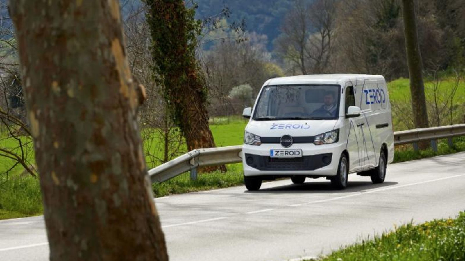 El modelo de menor tamaño será el eV10. Su precio debería estar en torno a los 20.000 euros, antes de ayudas a la compra.