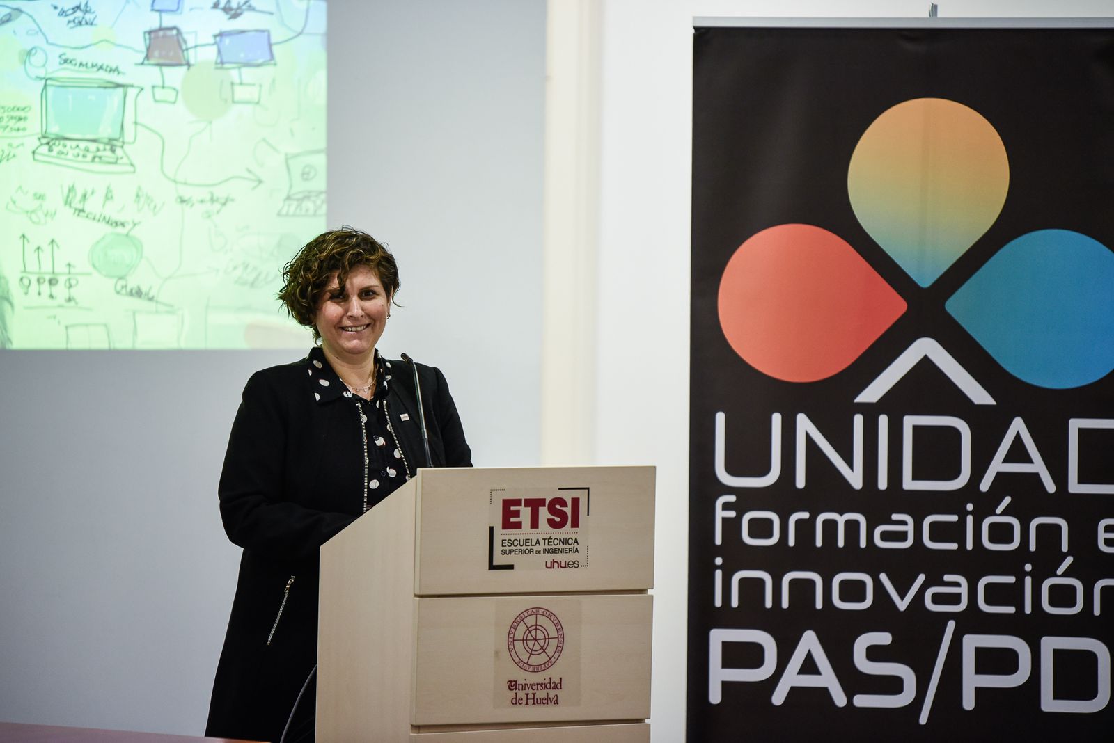 Imágenes de la entrega de premios a la excelencia docente 2022 de la Universidad de Huelva