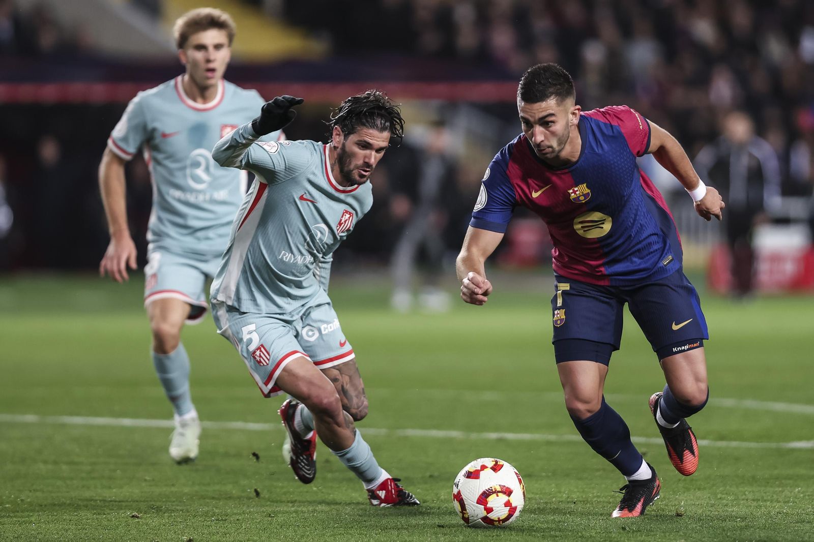 Las fotos del espectacular Barcelona - Atlético de Madrid