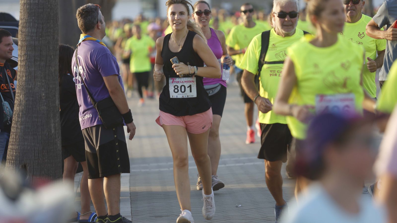 Las fotos de la VII Carrera de la Mujer en La Línea de la Concepción