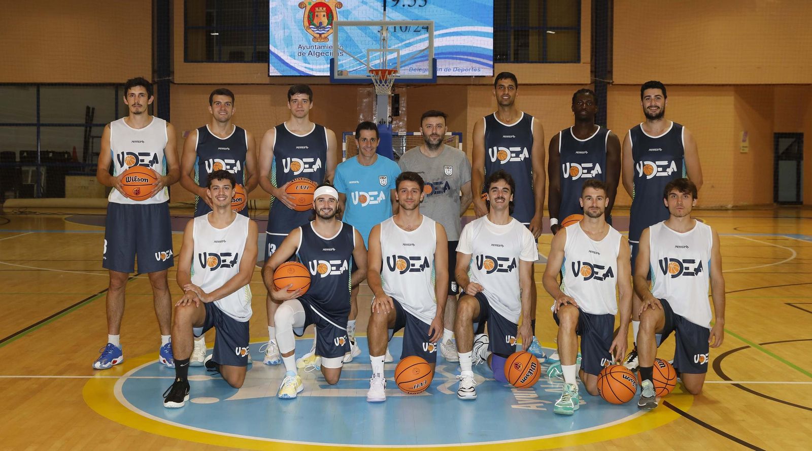 Las fotos del entrenamiento de Udea previo a su debut en Segunda FEB