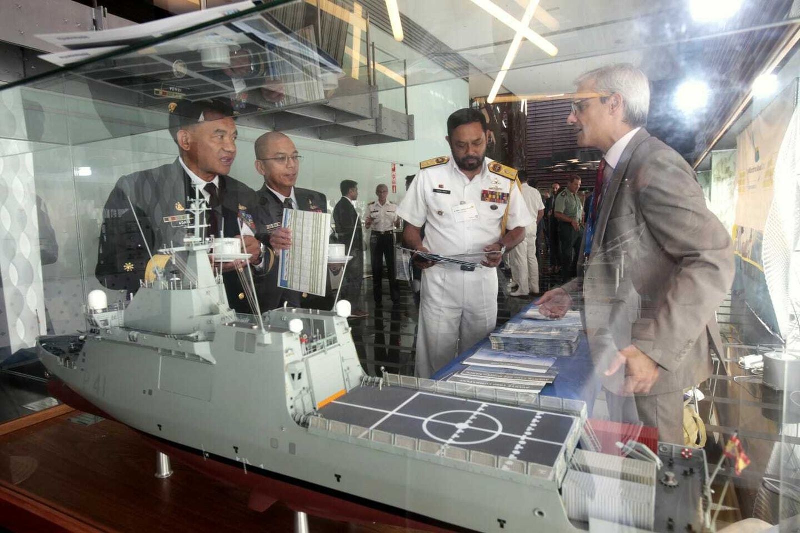 Represnetantes de empresas y de marinas internacionales, en el hotel Atlántico.