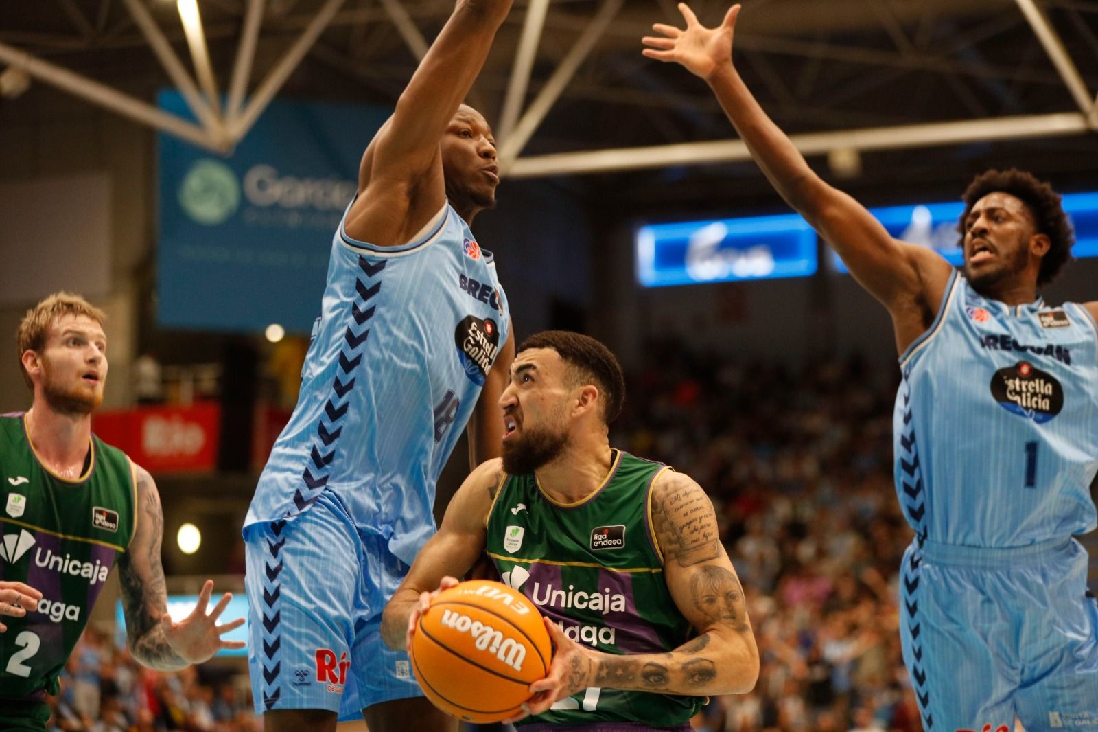 Chris Duarte, ante el Río Breogán