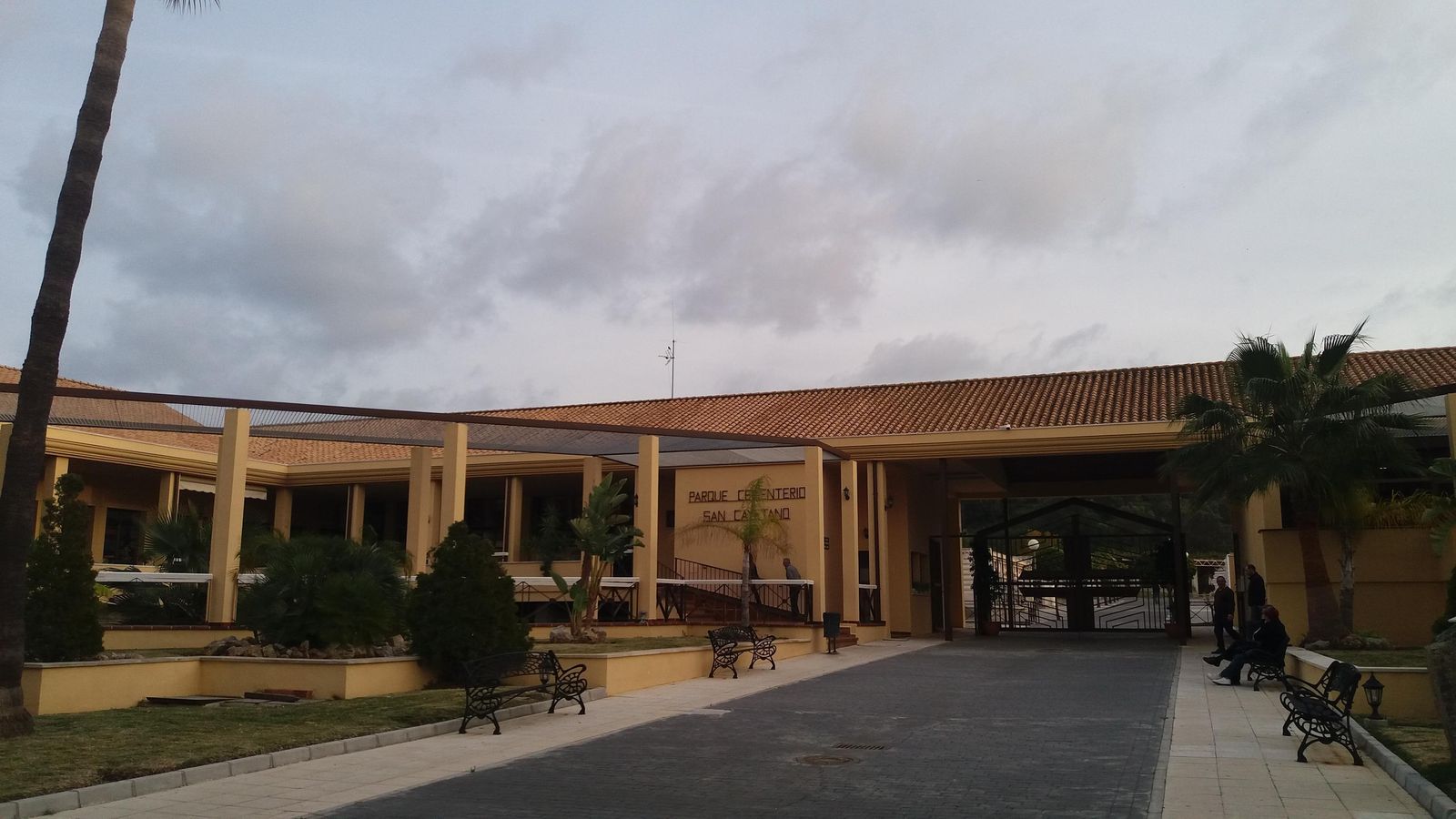 Cementerio de San Cayetano.