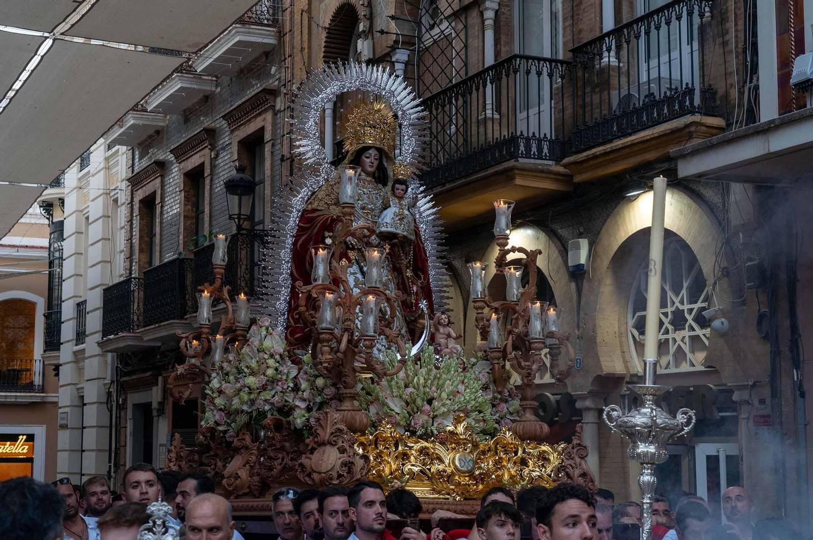 Las mejores imágenes de la Procesión Magna Mariana