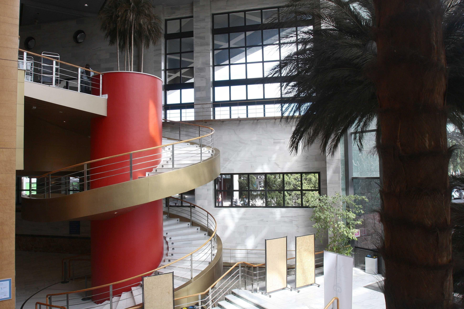 El 'rescate' del Palacio de Congresos de Granada: una operación compleja que se extendería en los tribunales con compensaciones millonarias