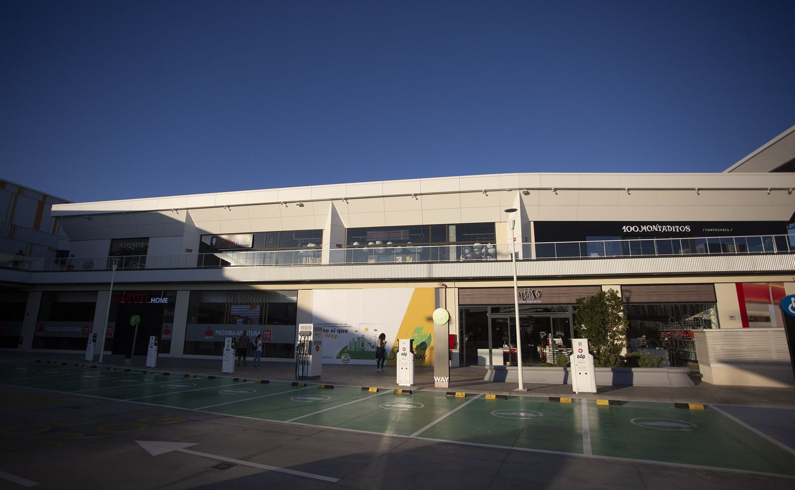 Las imágenes del espacio comercial Way Dos Hermanas