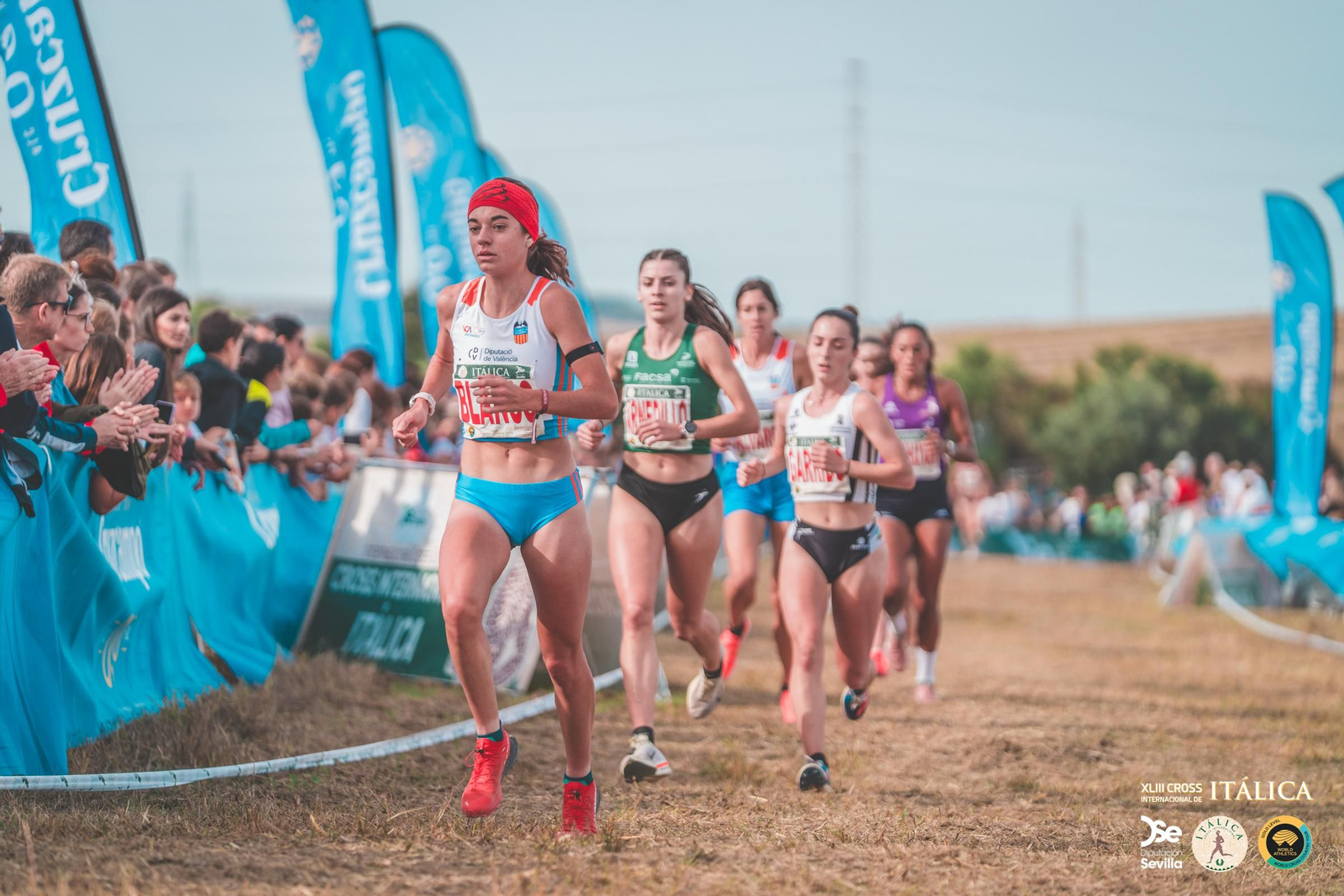 Búscate en las fotos del Cross de Itálica 2025 | 11