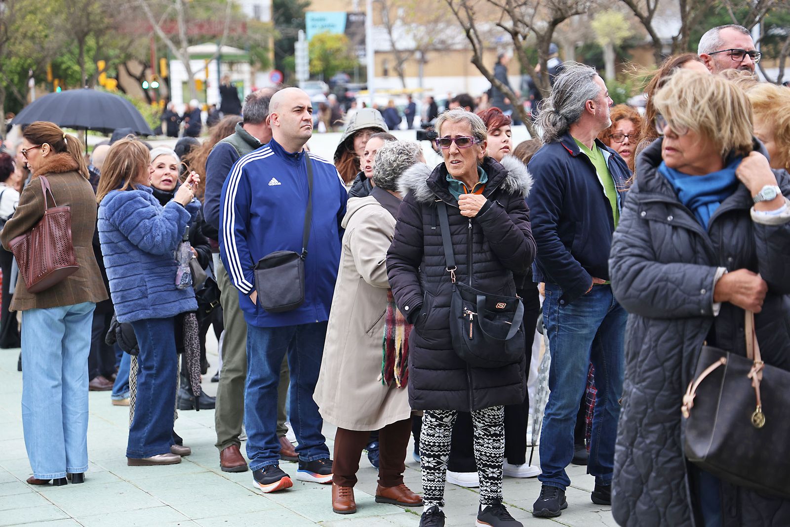 Fotografías del ambiente previo a la Misa funeral por las víctimas del accidente ferroviario