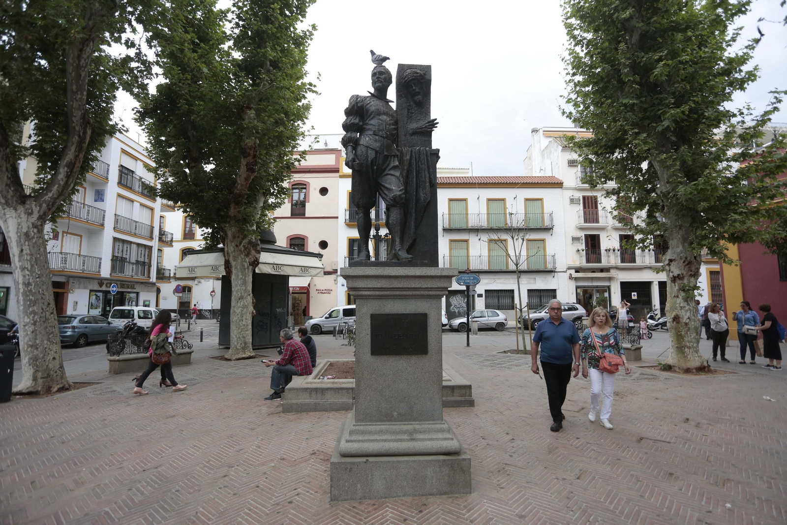 Monumentos a Juan de Mesa de la Plaza de San Lorenzo
