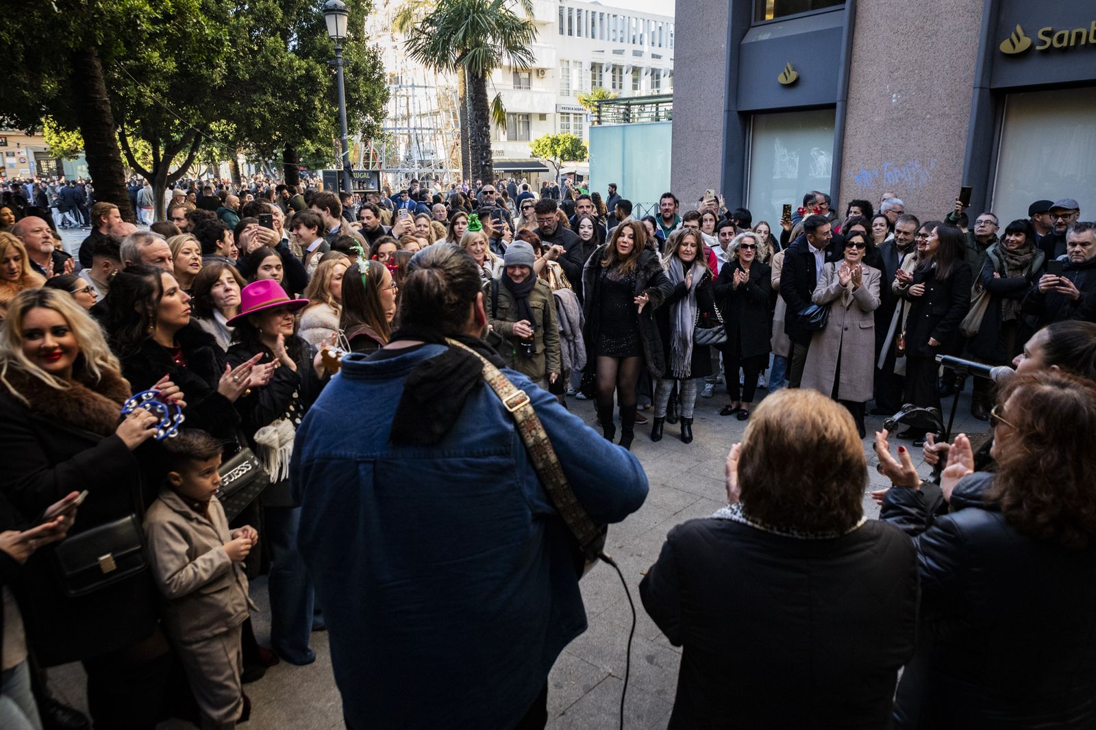 Imágenes del ambiente navideño del 24 de diciembre en Jerez