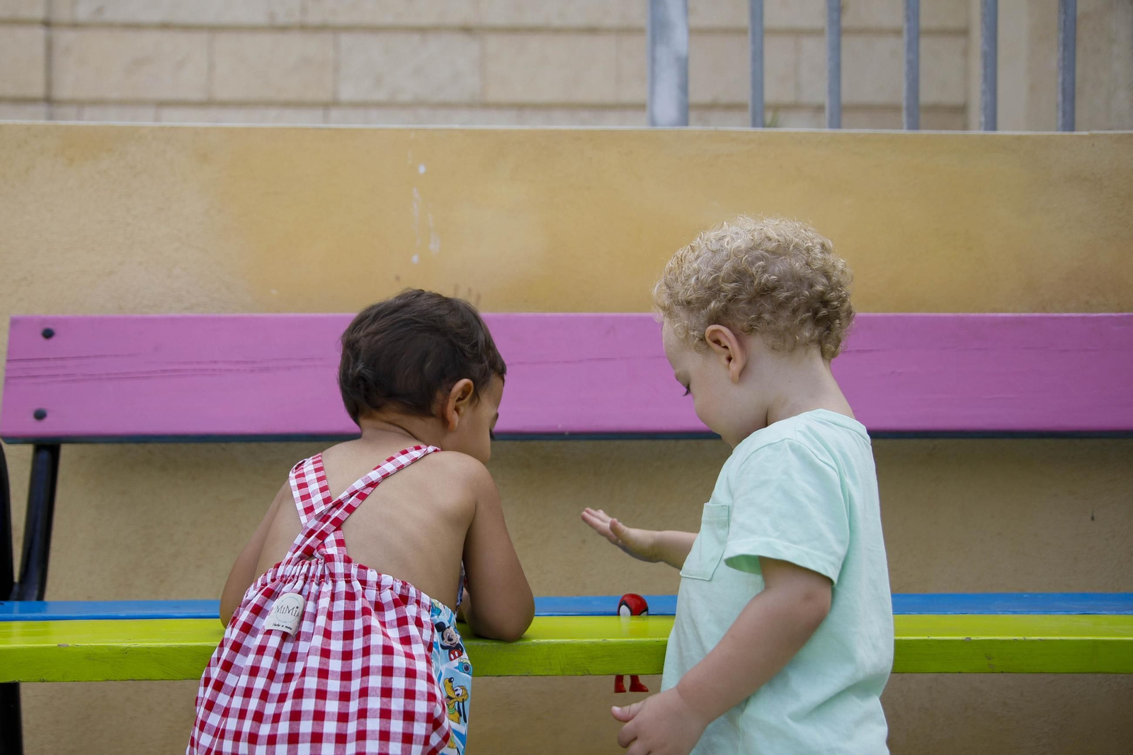 Las imágenes del regreso a las aulas de los más pequeños de Almería