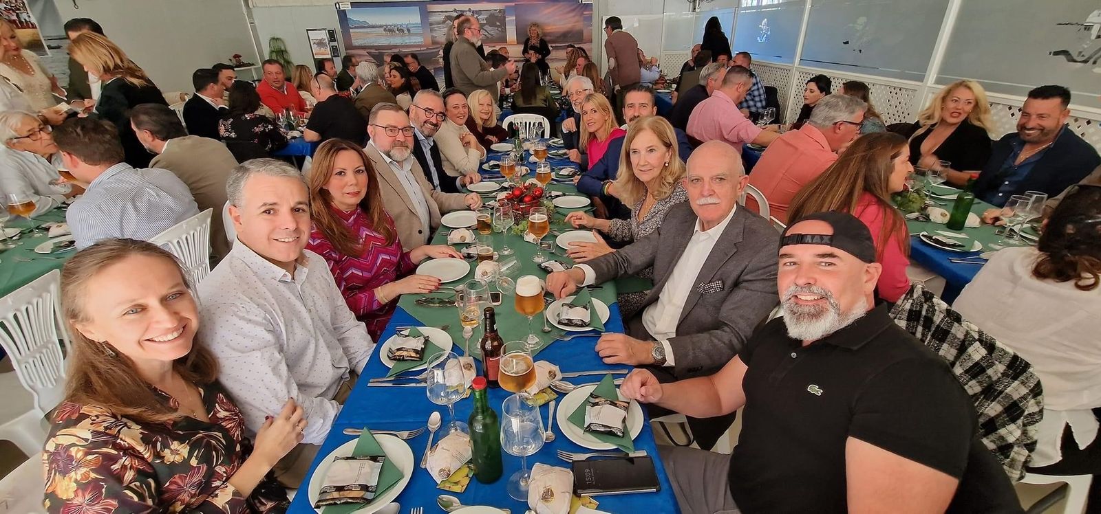 No estaba muerto, que estaba de parranda