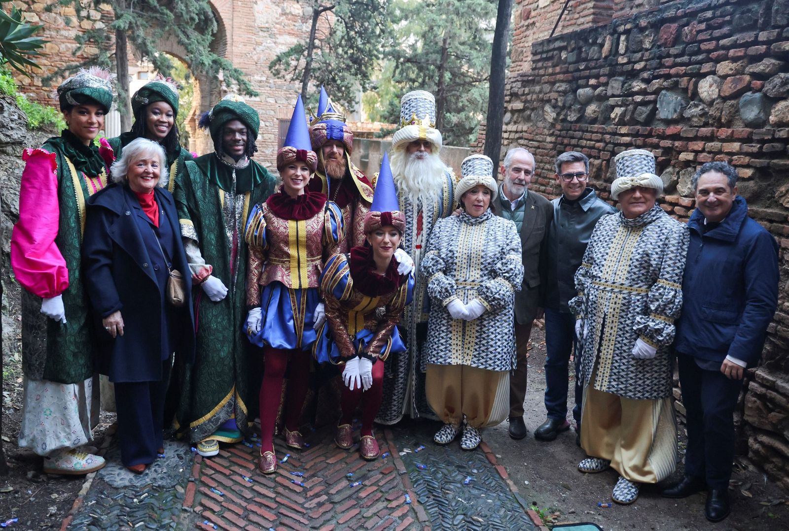 Los Reyes Magos llenan Málaga de ilusión tras la lluvia
