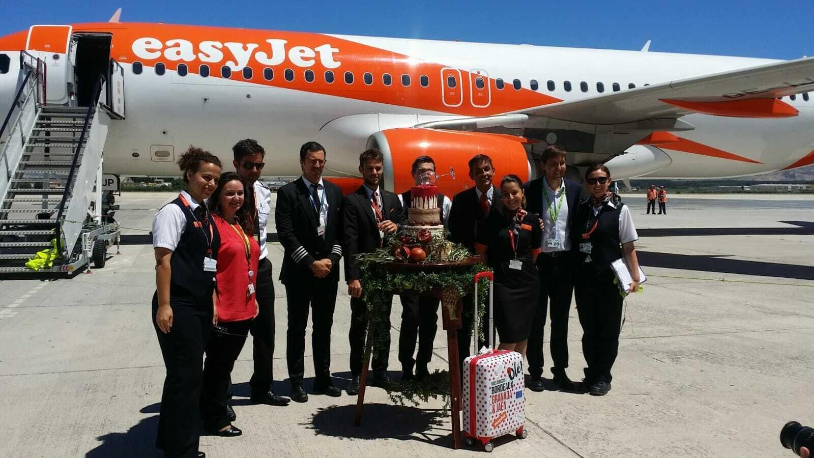 El aeropuerto estrena conexión con Burdeos, la octava internacional