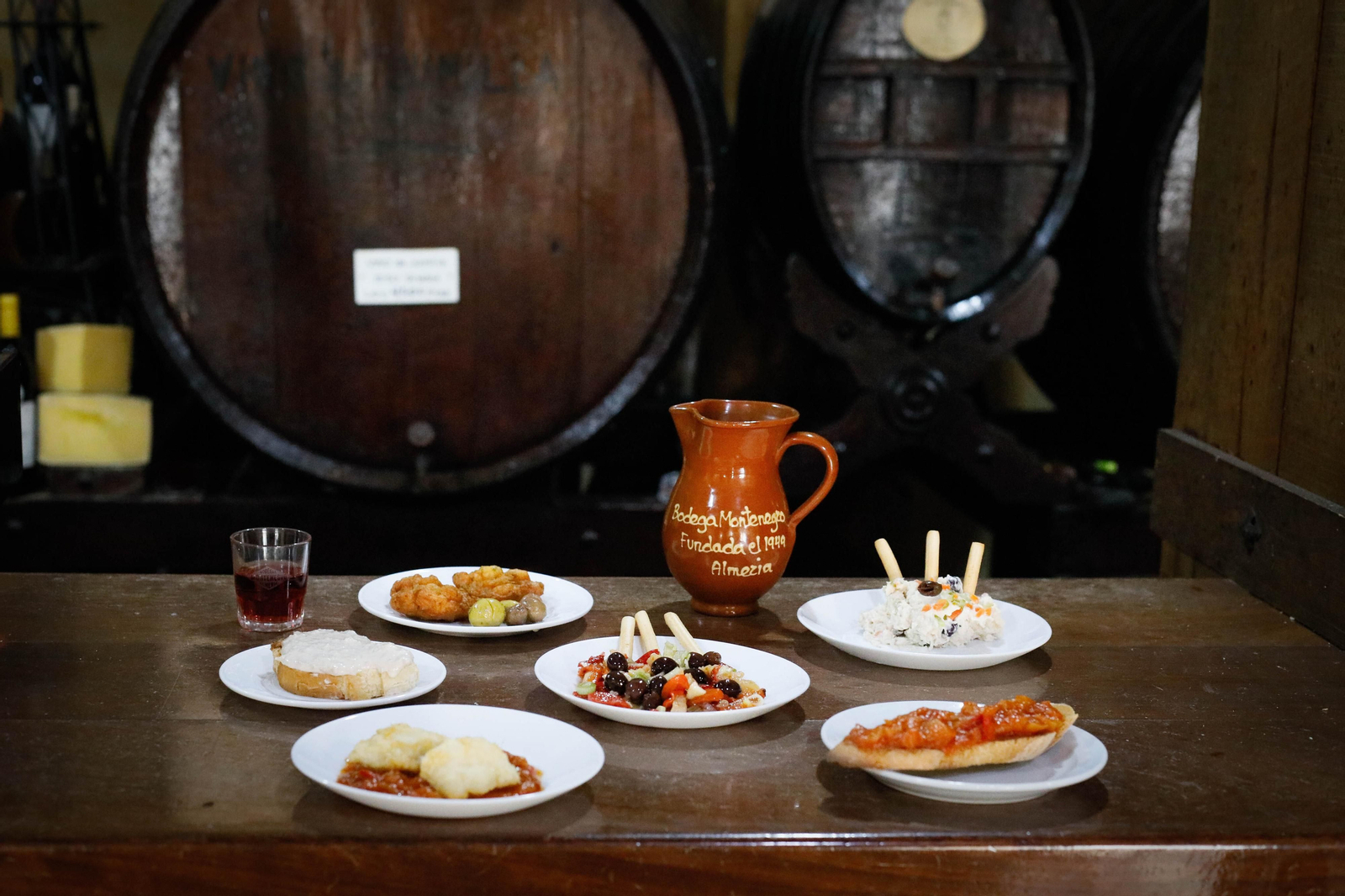 Cinco de las tapas que se podrán saborear en la Bodega Montenegro.