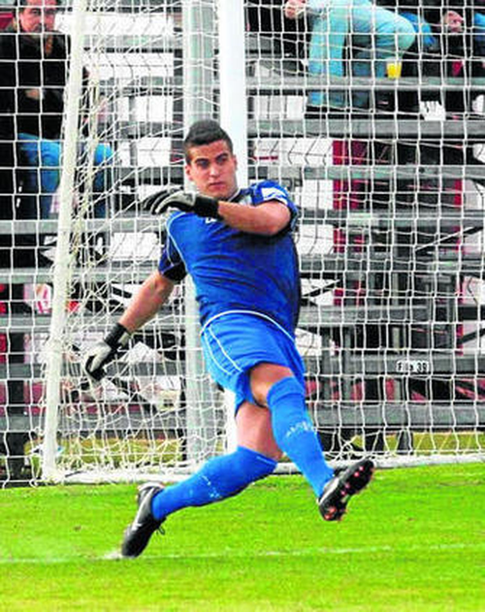 Albano, en su debut con el primer equipo el curso pasado.