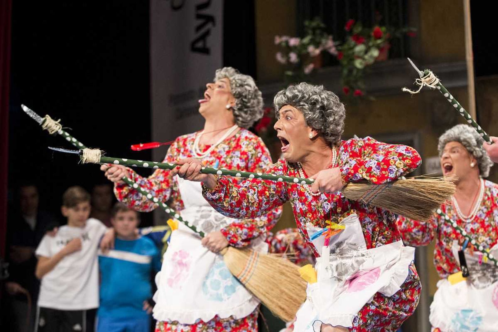 Las imágenes de la decimonovena función clasificatoria