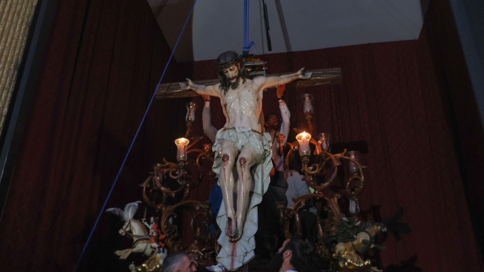 Así vivió Granada la Entronización del Santísimo Cristo de la Redención 2025