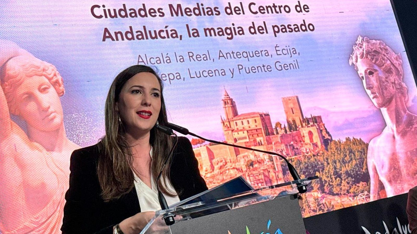 Ana Cebrián, en el encuentro de Ciudades Medias del Centro de Andalucía, el miércoles.