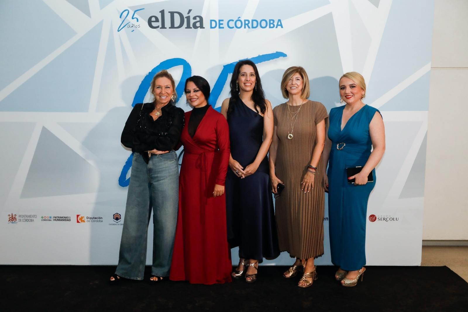 Magdalena Entrenas, Mercedes de Córdoba, Raquel Montenegro, Lola Baena y Rocío Górriz.
