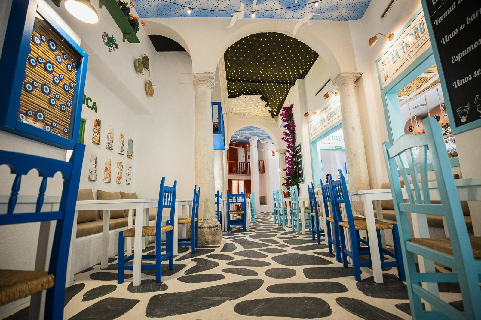 El interior de La Tasquita de en Medio.