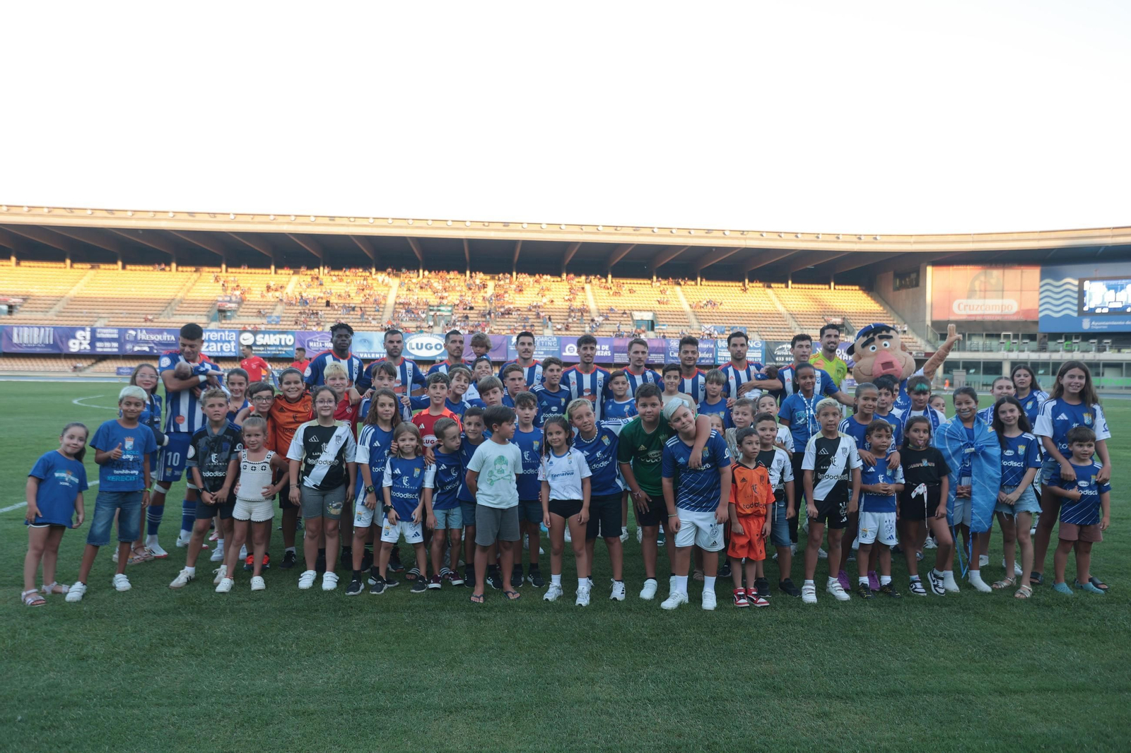Imágenes del X Trofeo Rafa Verdú entre Xerez CD y Sanluqueño en Chapín