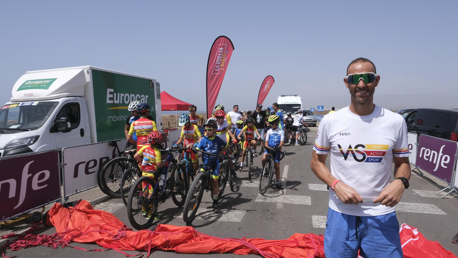 Imágenes de la etapa de la Vuelta a España con llegada en Cabo de Gata, Almería