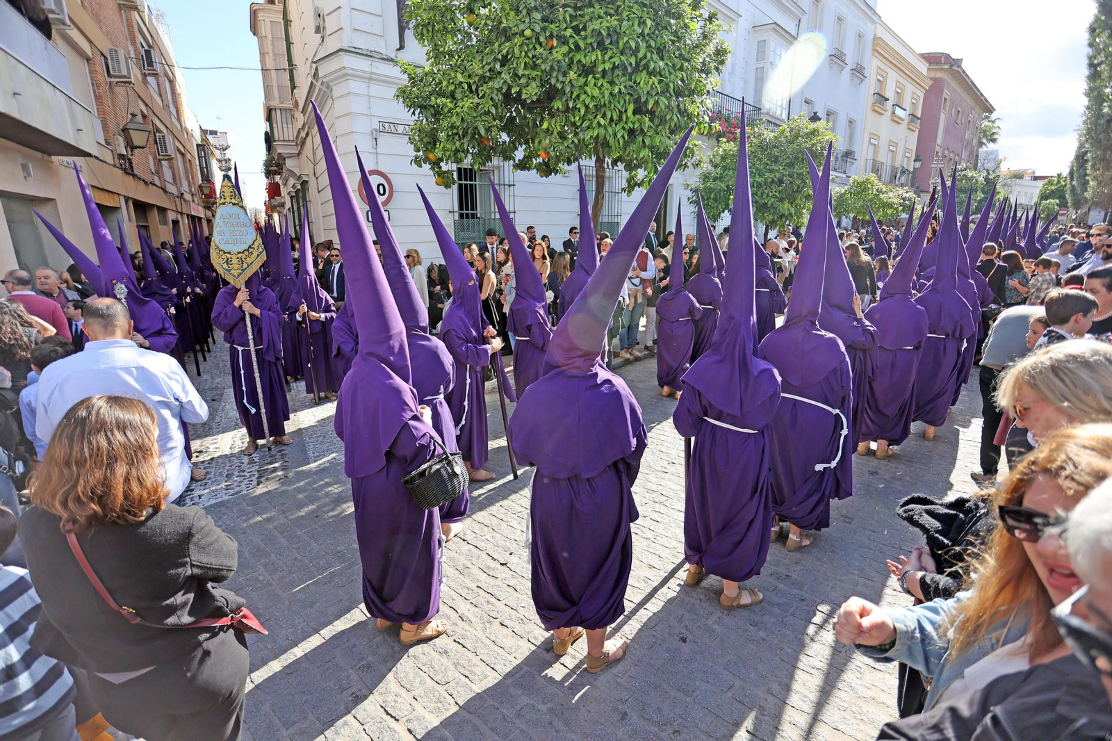 Imágenes de la Hermandad del Loreto en el Viernes Santo de Jerez 2025