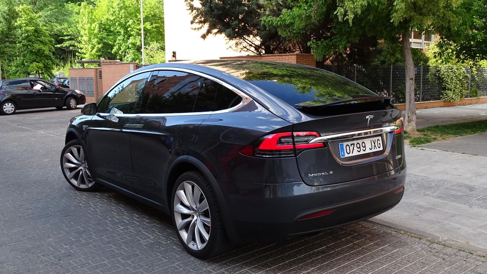 Su tamaño es muy grande. Mide 5,05 metros de largo.