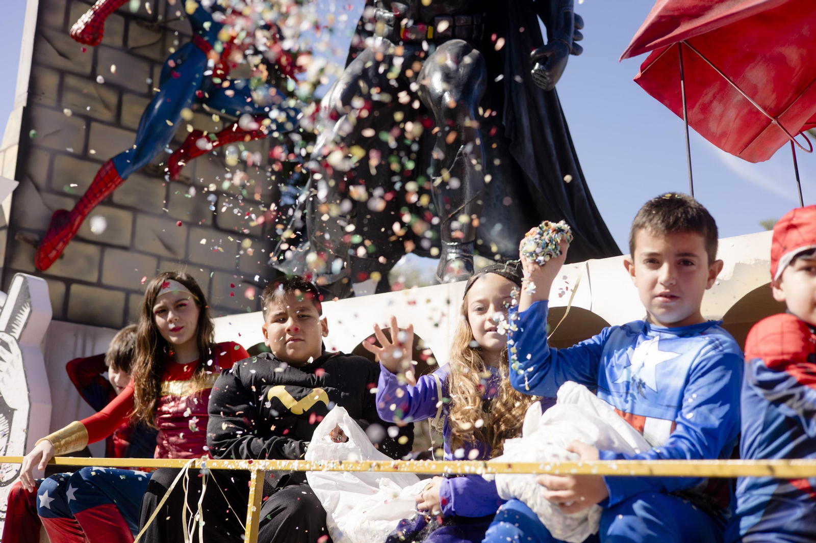 Búscate en las imágenes de la cabalgata de carnaval de San Fernando