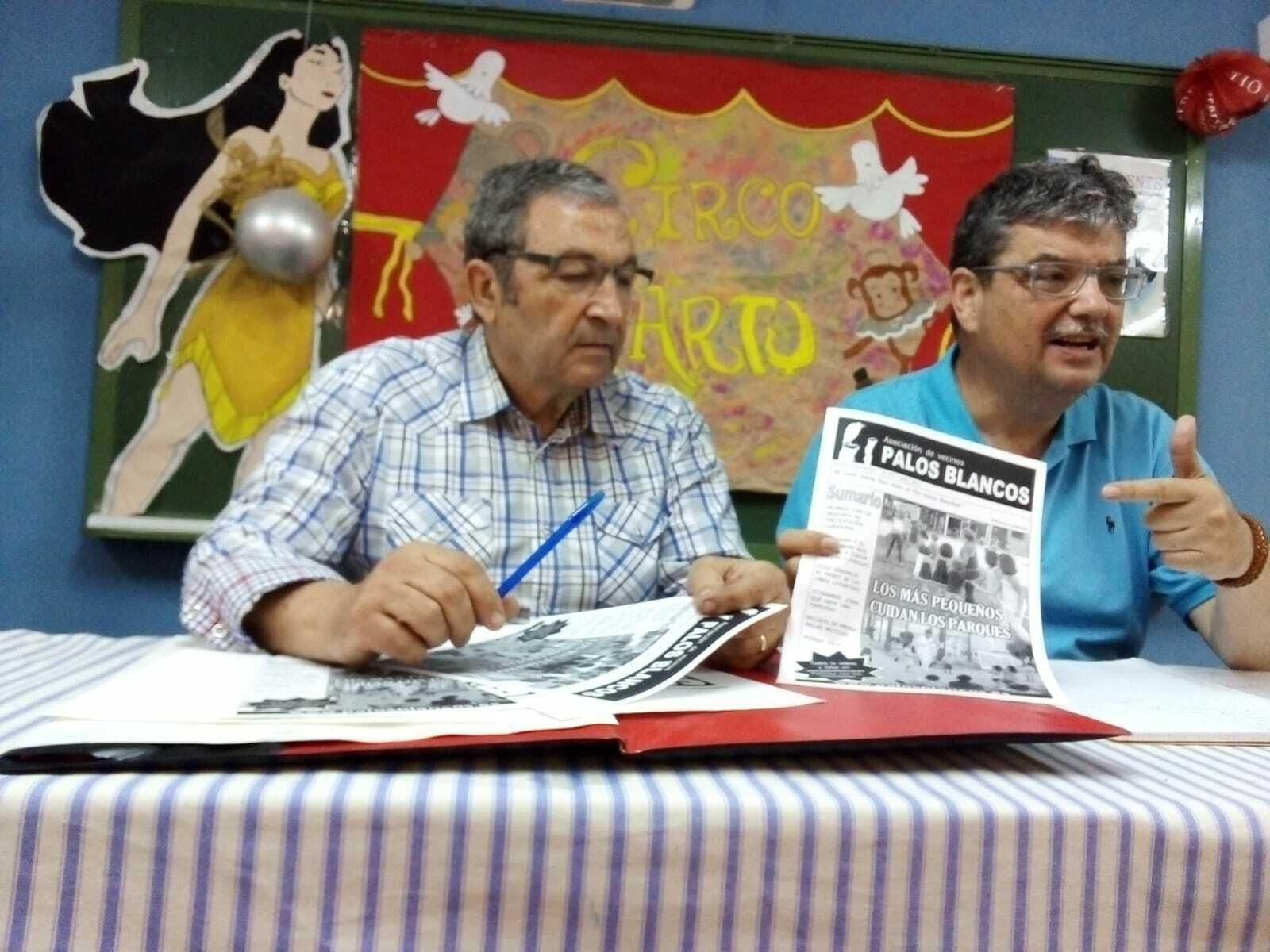 El presidente José Grilo y el secretario Jesús Palomo, en la sede de la asociación. El presidente José Grilo y el secretario Jesús Palomo, en la sede de la asociación.