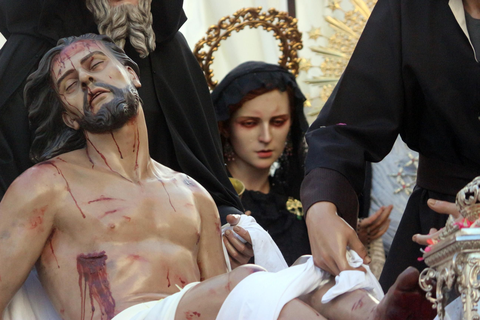 Las imágenes del Lunes Santo en Puerto Real 2023: Los Dolores