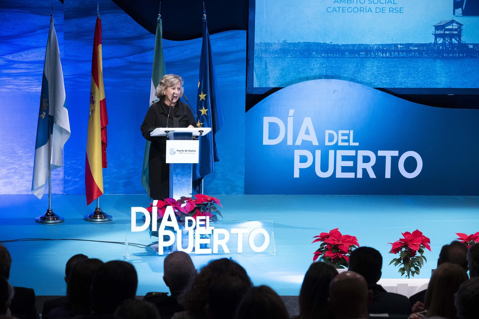 Imágenes del acto de celebración del Día del Puerto, en Huelva