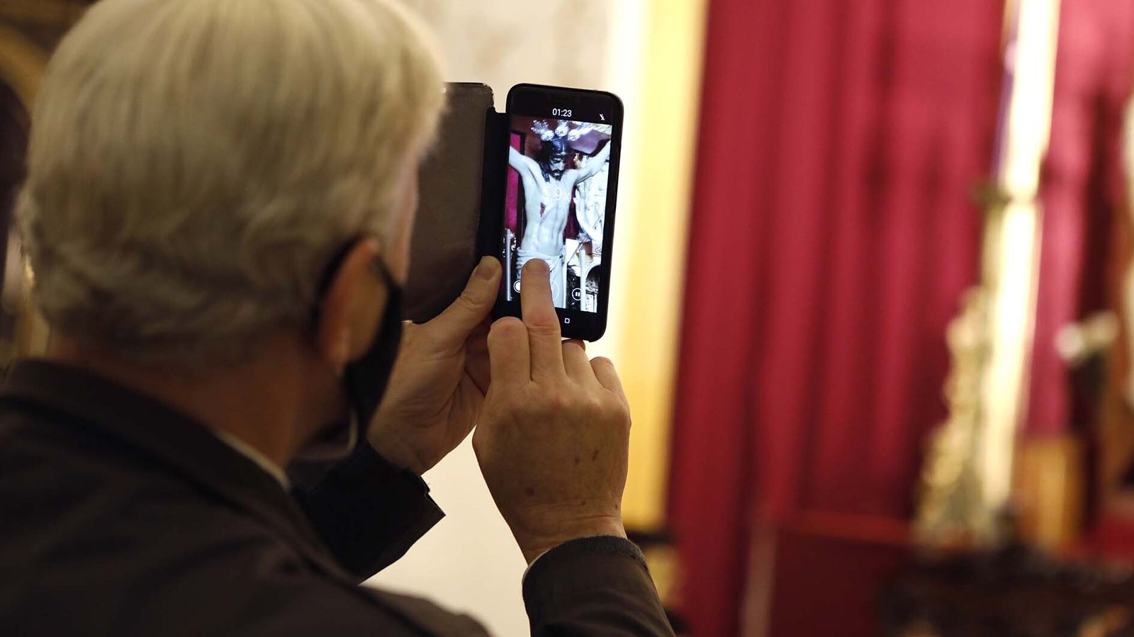 Las fotos de la presentación  del cartel oficial de la Semana Santa de Algeciras y la entrega de la Palma Cofrade