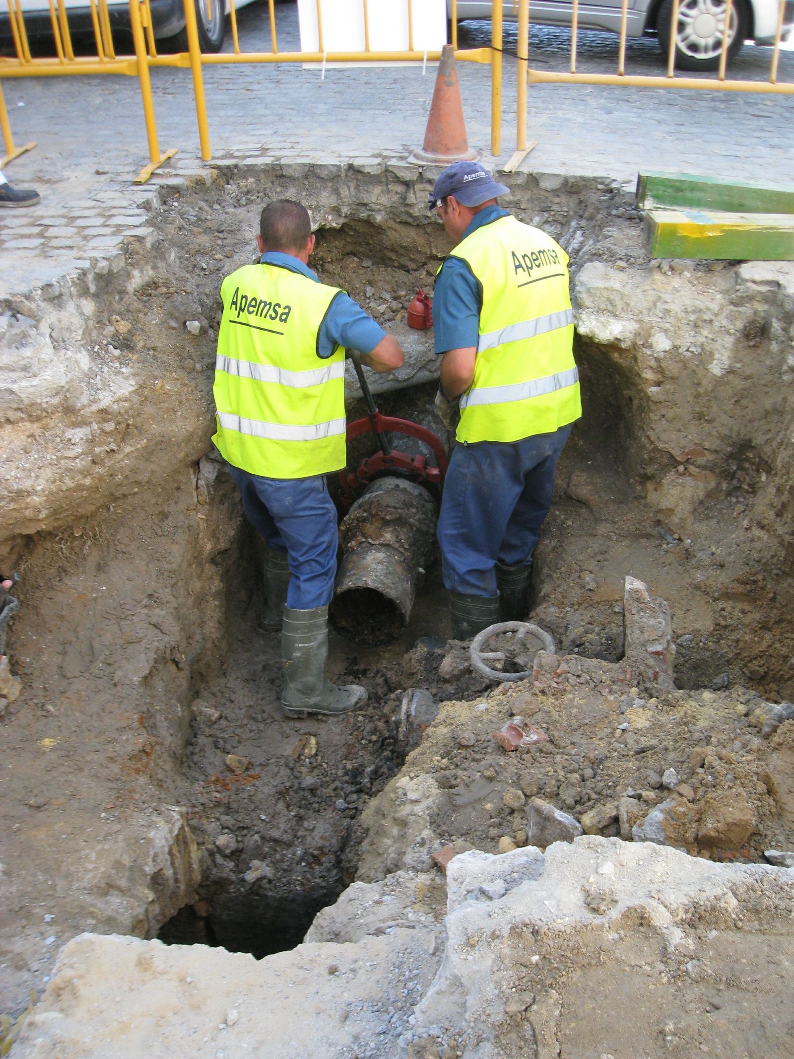 Larga, FG 250. desmontaje para taponar. Bar Manolo.