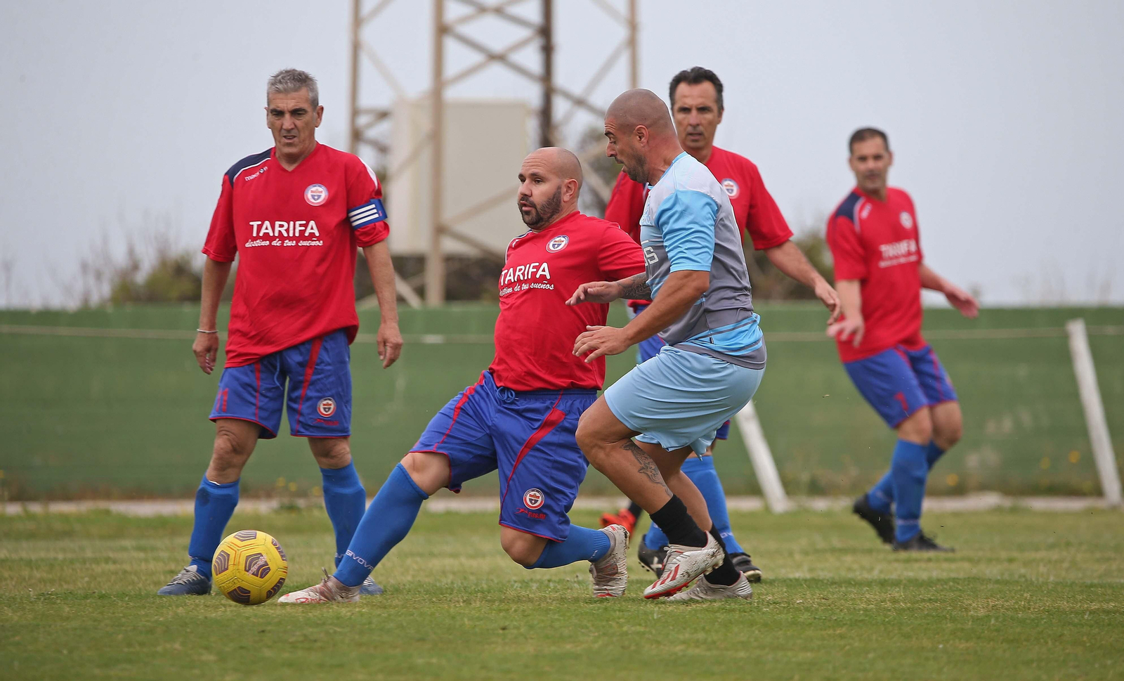 Fotos del homenaje al futbolista Juan Hoyos en Tarifa