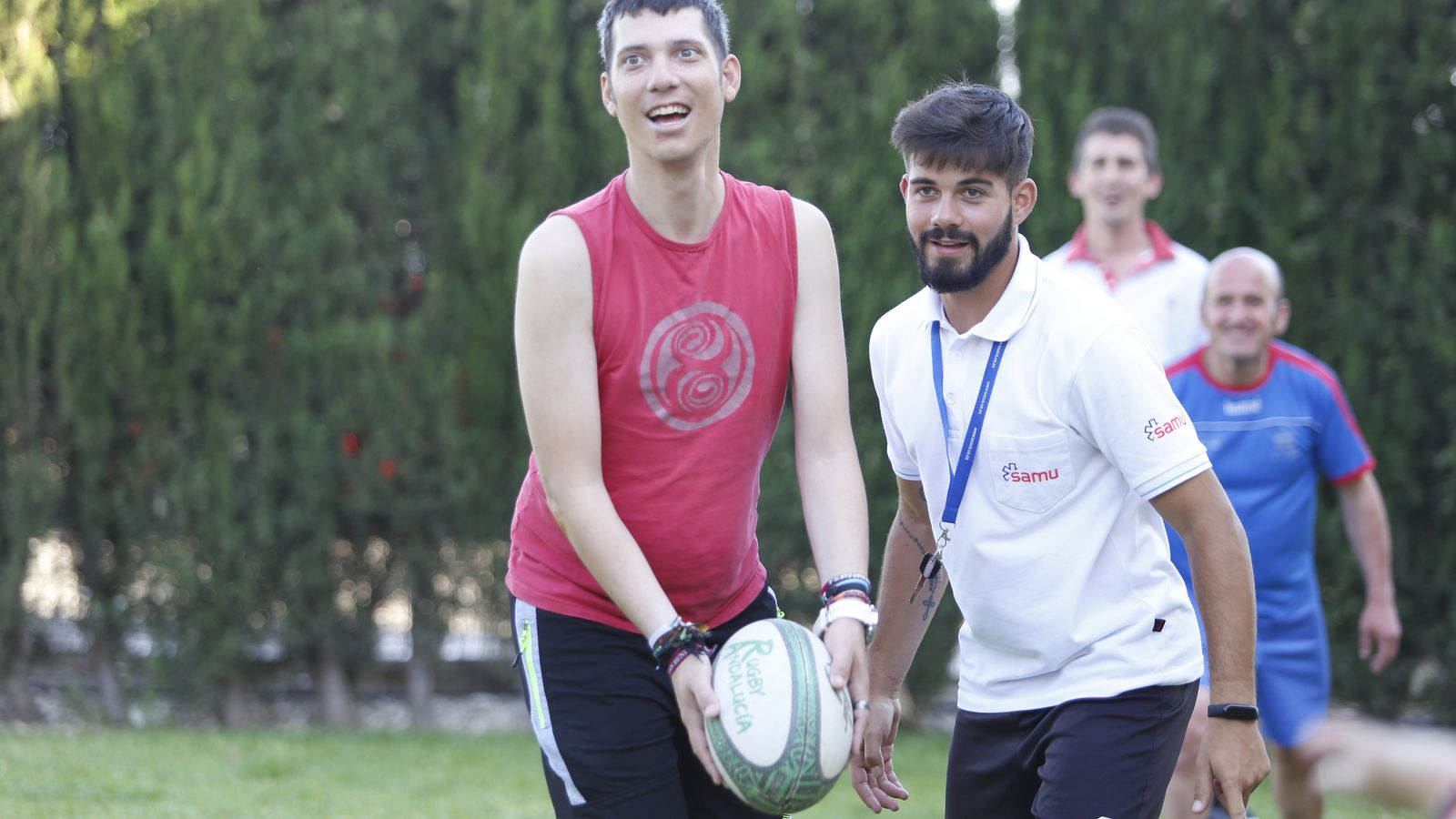 El Club de Rugby San Jerónimo de Sevilla se ha comprometido a entrenar de forma altruista a los chicos de la Residencia San Sebastián.