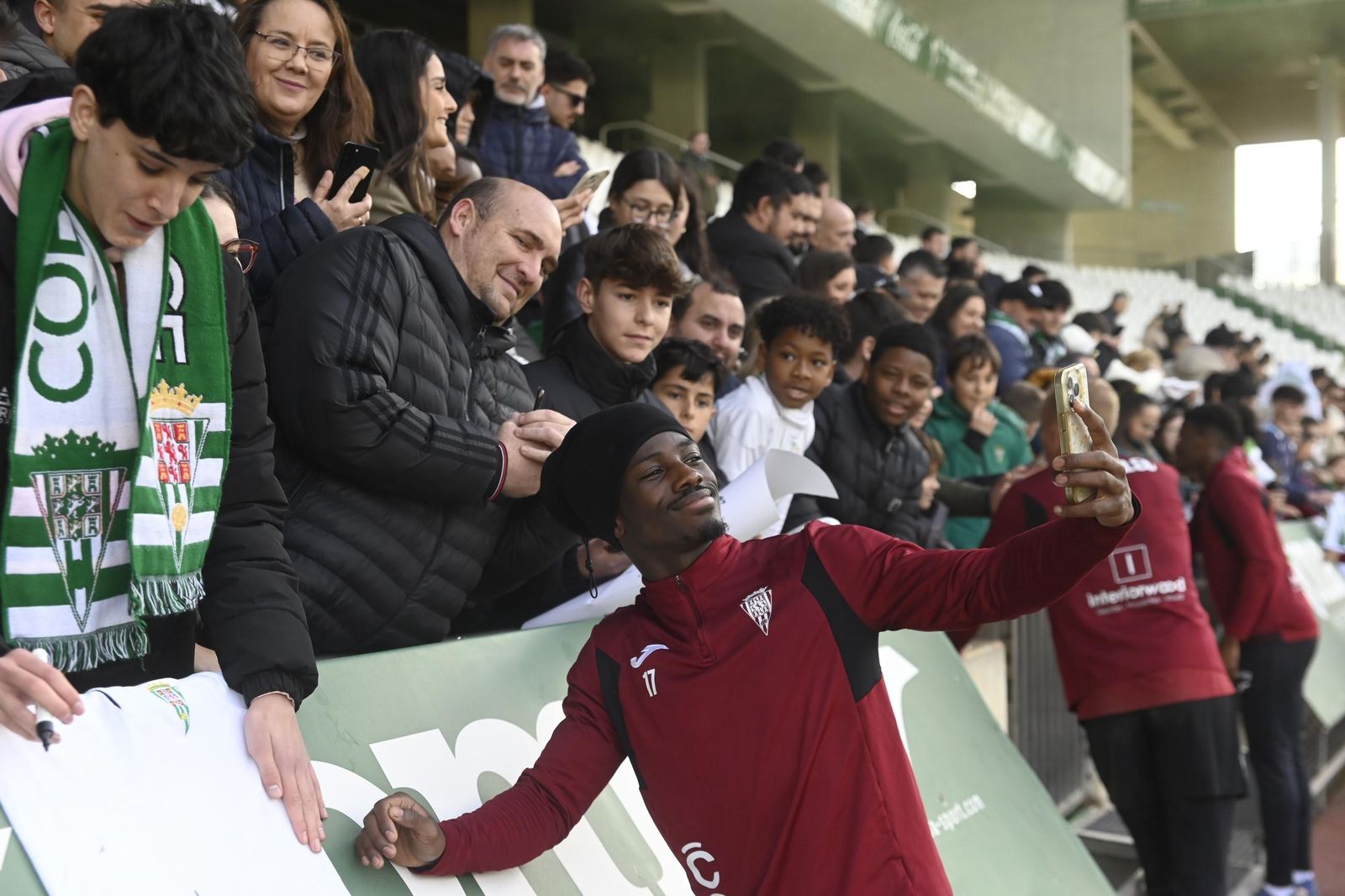 Las mejores fotos del entrenamiento a puerta abierta del Córdoba CF por el Día de Reyes