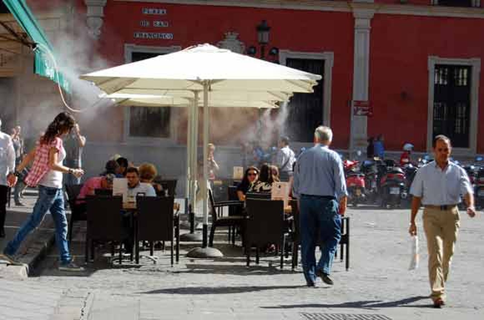 Constituida la comisión de veladores, que estudia regularlos en El Salvador y la Encarnación