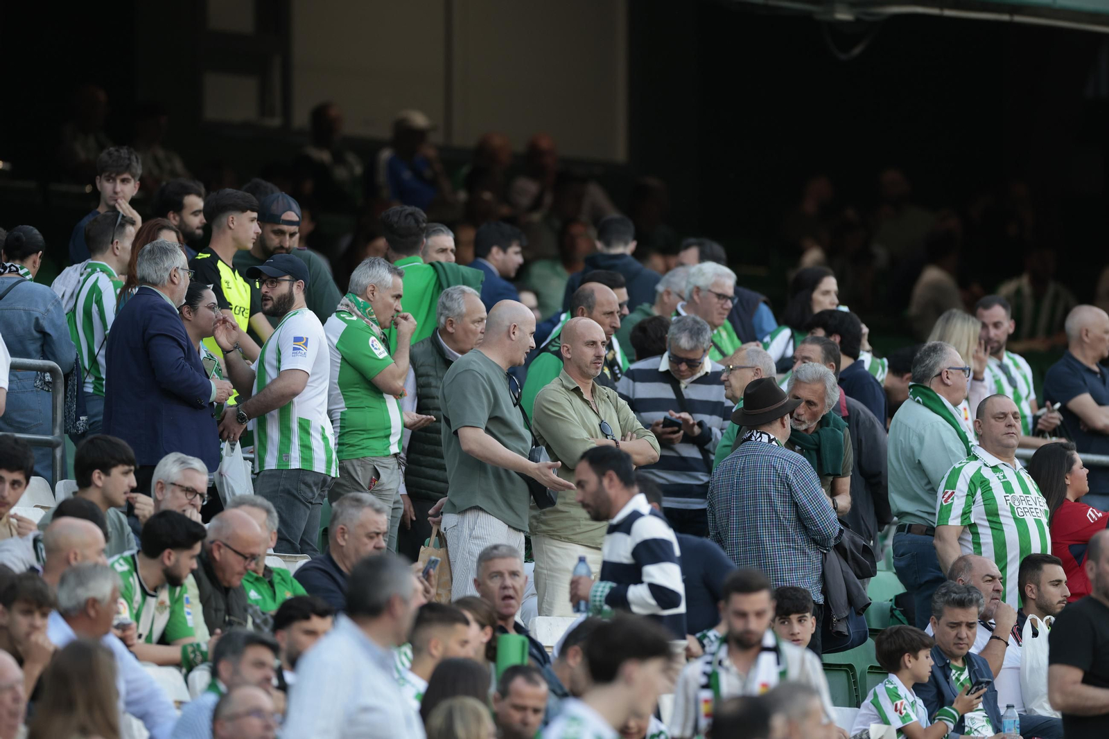 Búscate en las fotos del Betis - Osasuna