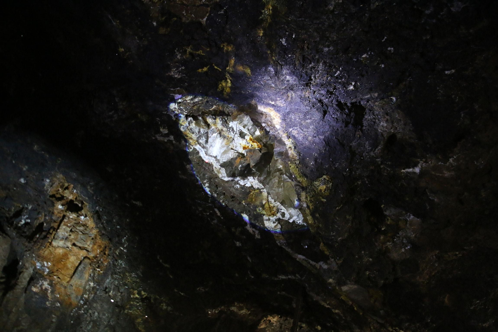 Fotogalería de la Geoda Gigante de Pulpí