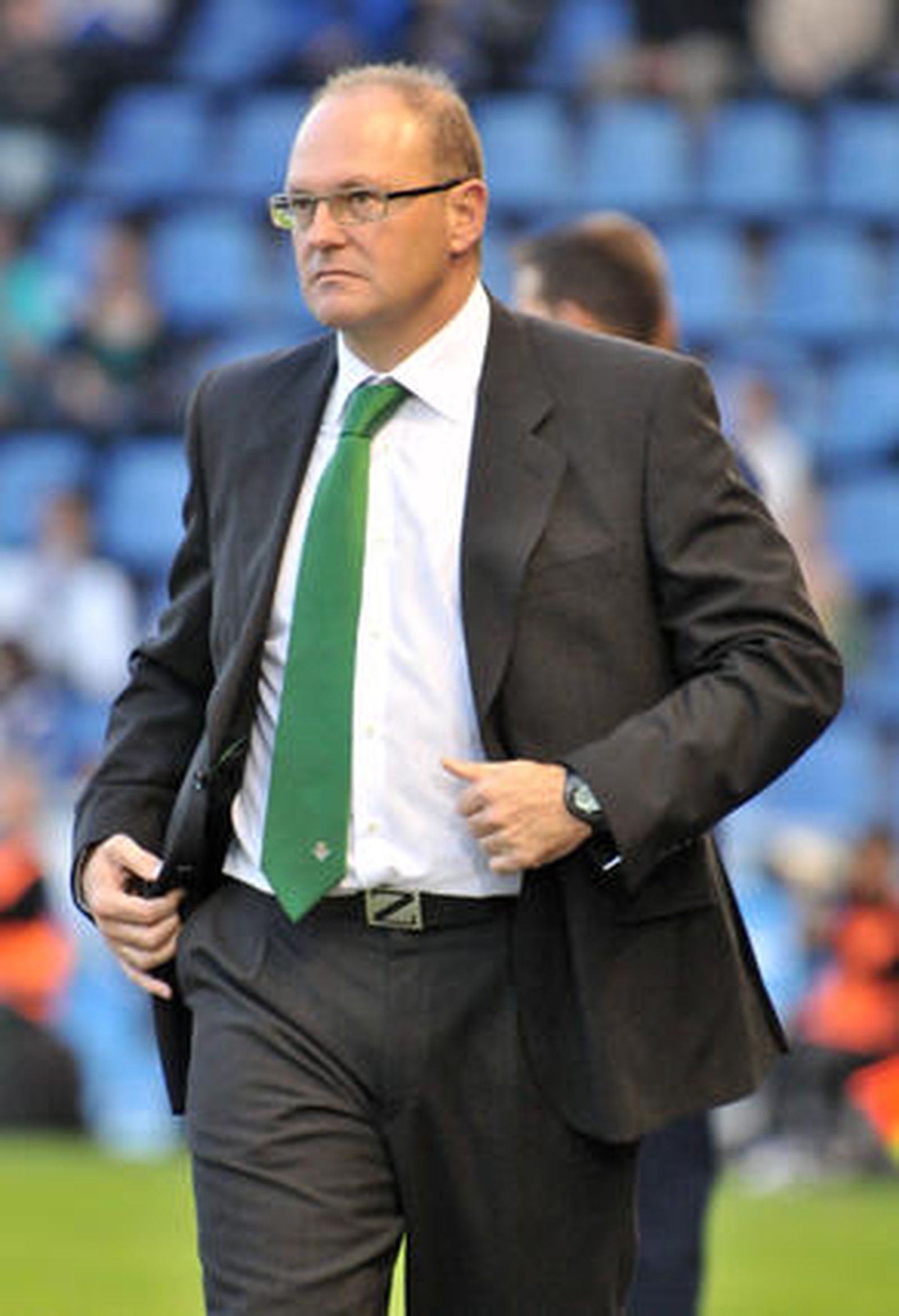 El Betis gana con claridad en su vista al Tenerife (0-3). / LOF
