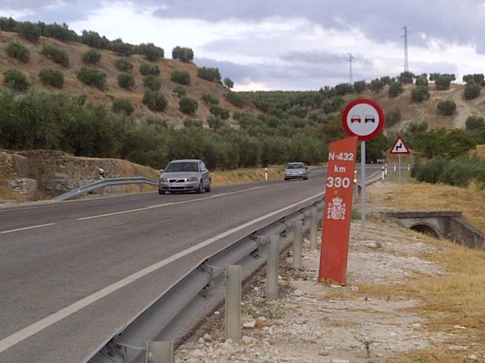 Un tramo de la carretera N-432.