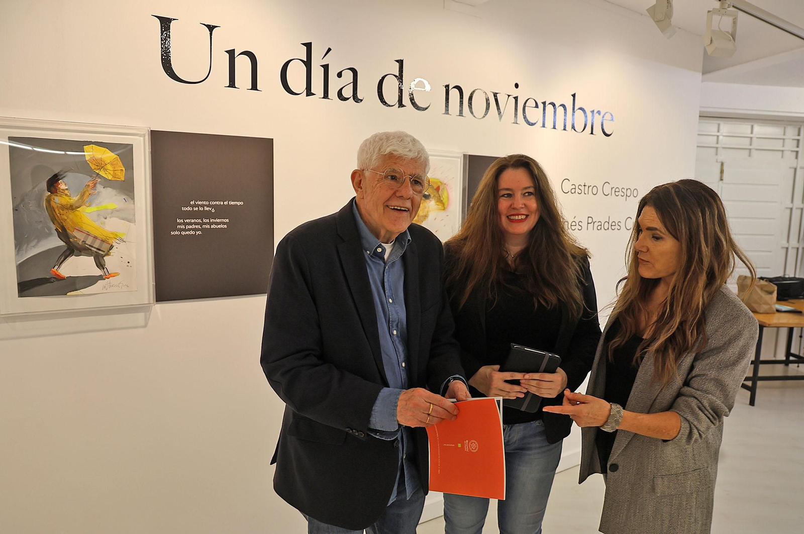 Imágenes de la exposición de Juan Carlos Castro Crespo 'Un día de noviembre'
