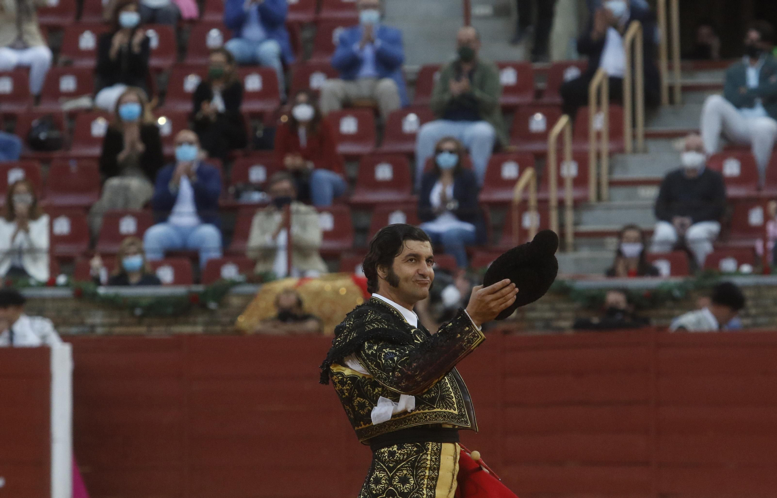 Las fotos del mano a mano de Morante y Juan Ortega en Córdoba