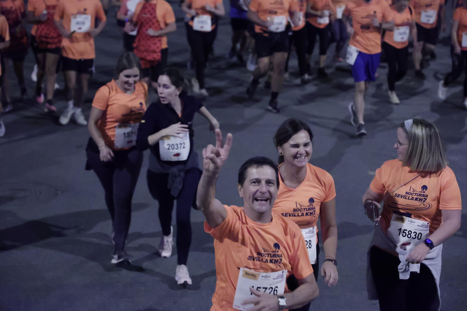 Búscate en la Carrera Nocturna de Sevilla (5)